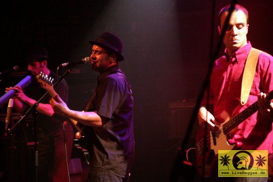 Firebug (BR) Skankin-Round The X-Mas Tree - Kassablanca, Jena 26. Dezember 2006 (26).JPG